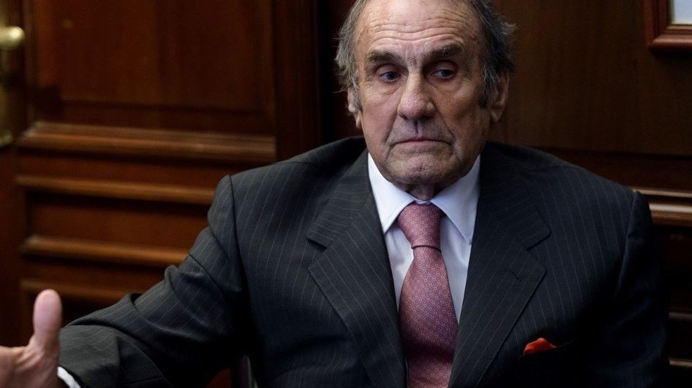 Solicitan dadores de sangre para Carlos Reutemann | Servicios