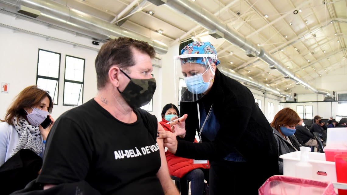 Coronavirus: Santa Fe reabrió el registro de vacunadores voluntarios para Covid-19 | Información General
