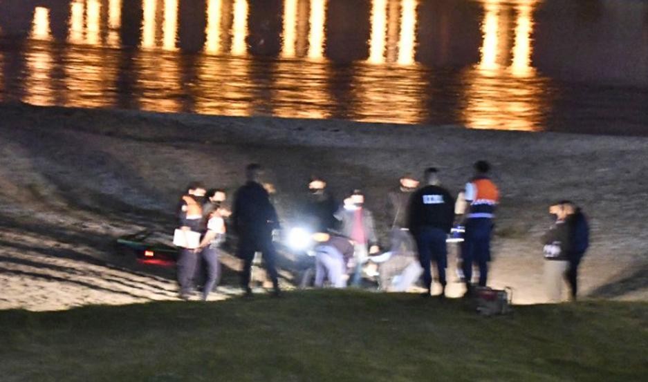 Un estudiante de Ingeniería murió mientras hacía acrobacias con su bici cerca del río | Información General