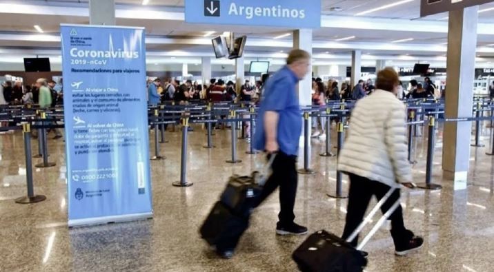 Migraciones detectó que casi el 40% de las personas que ingresan al país no cumplen la cuarentena obligatoria | Información General
