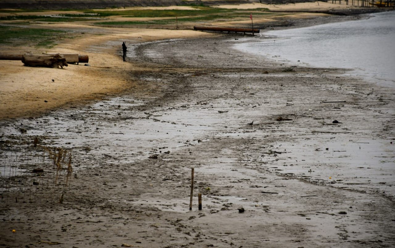 Piden usar el agua responsablemente ante la bajante histórica del Paraná | Rosario y la región