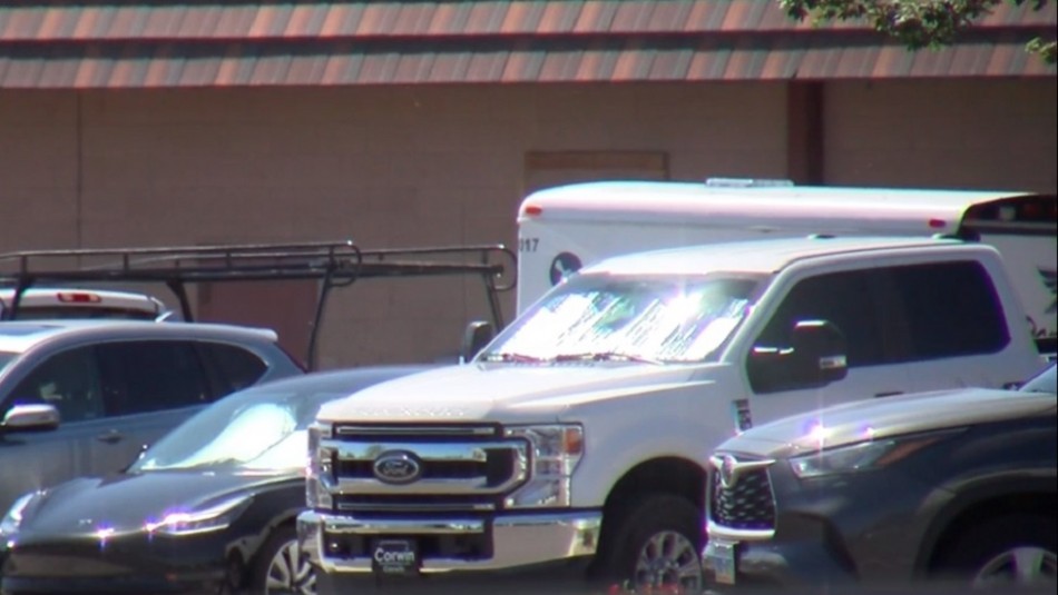 Con 35°, dejó a su mamá en el auto para ir a trabajar: la mujer de 81 años murió | Internacionales