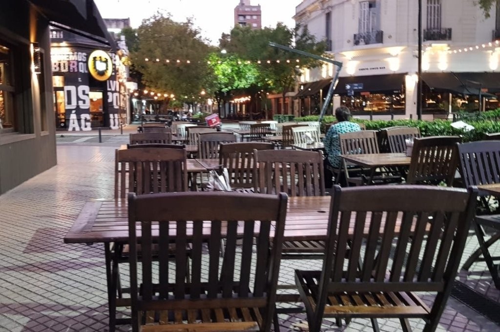 Ante la posible extensión horaria, gastronómicos piden abrir al menos hasta las 23 | Rosario y la región