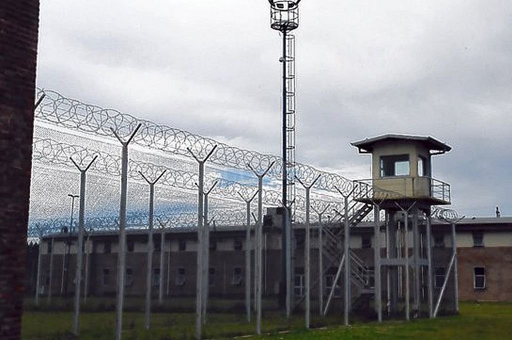 Ataque con ametralladoras y fuga de presos de la cárcel de Piñero | Rosario y la región