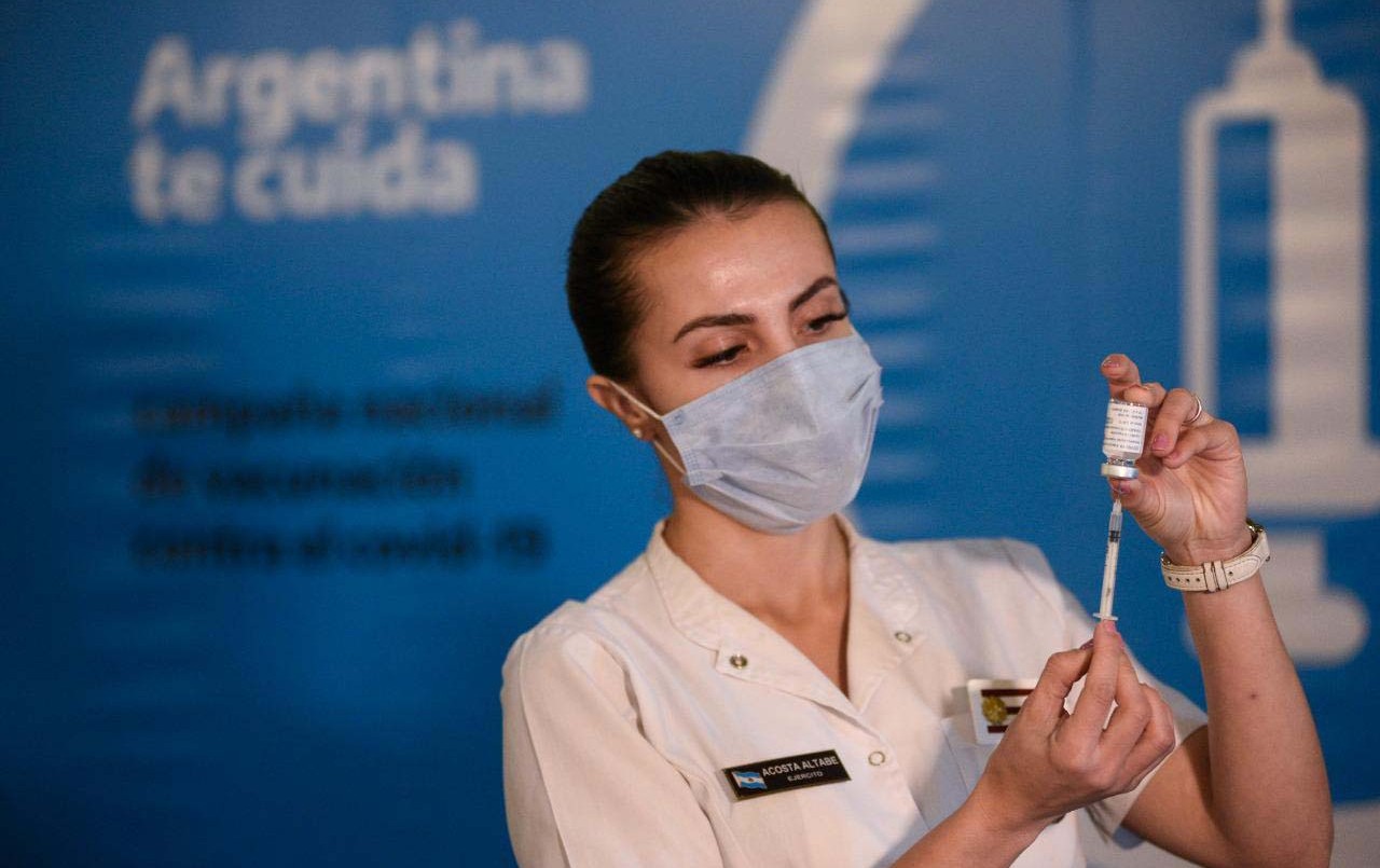 Ministros de Salud decidieron acelerar las segundas dosis para mayores de 40 años | Información General