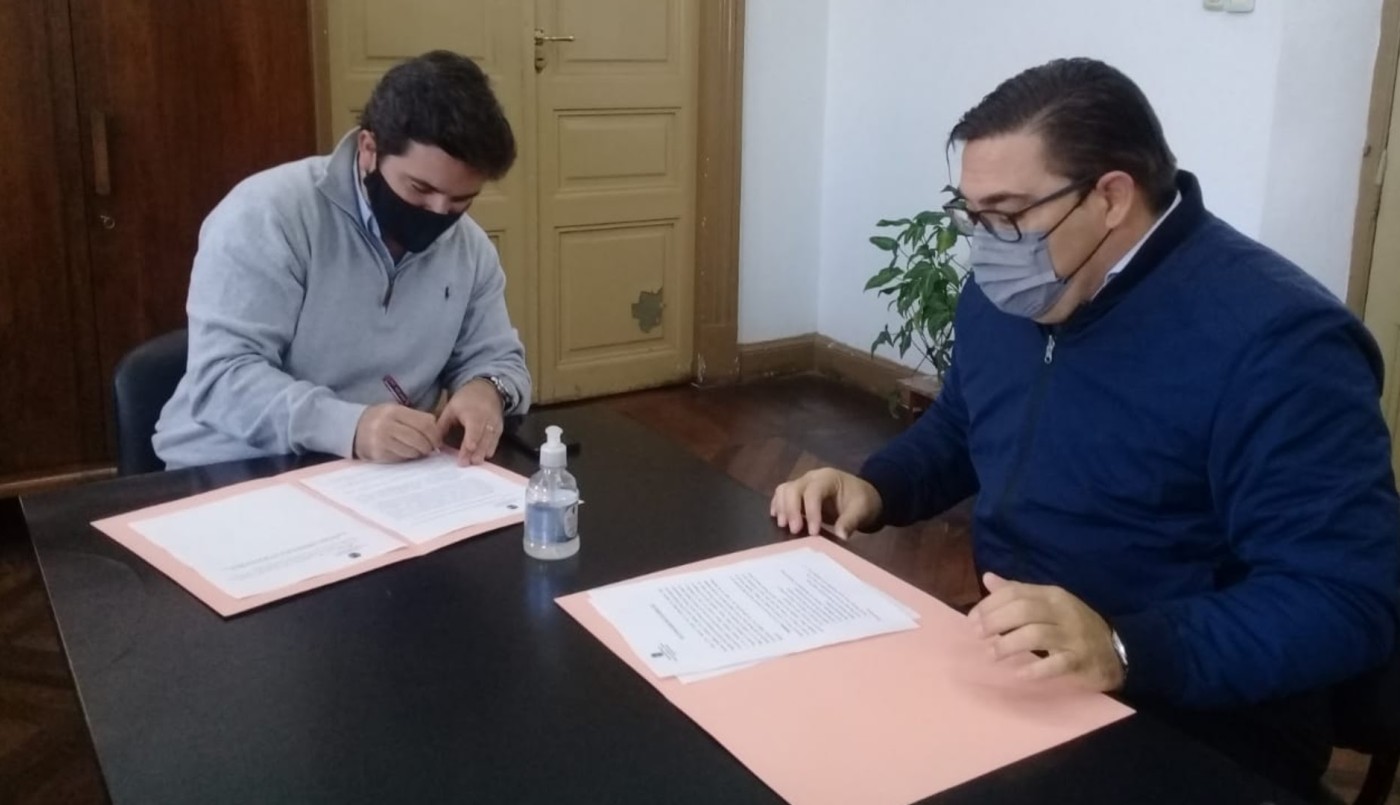 Firman acuerdo con el Foro Previsional para facilitar el acceso a trámites del Registro Civil | Servicios