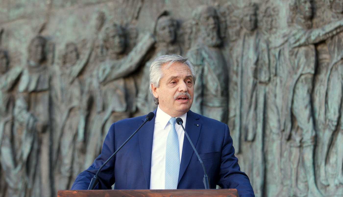 Fernández, tras firmar acuerdo con Moderna: "Tenía una enorme preocupación por la vacuna pediátrica" | Política