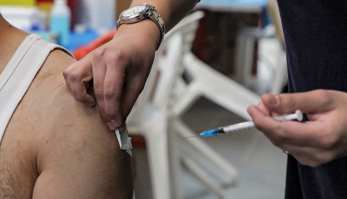 Israel comenzará a aplicar una tercera dosis de la vacuna de Pfizer | Internacionales