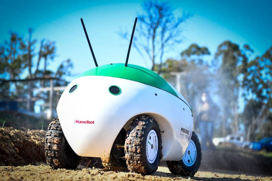 "Huampa 1": Presentaron en Misiones un robot autónomo que ayudará al cuidado de los cultivos en las chacras | Tecnología