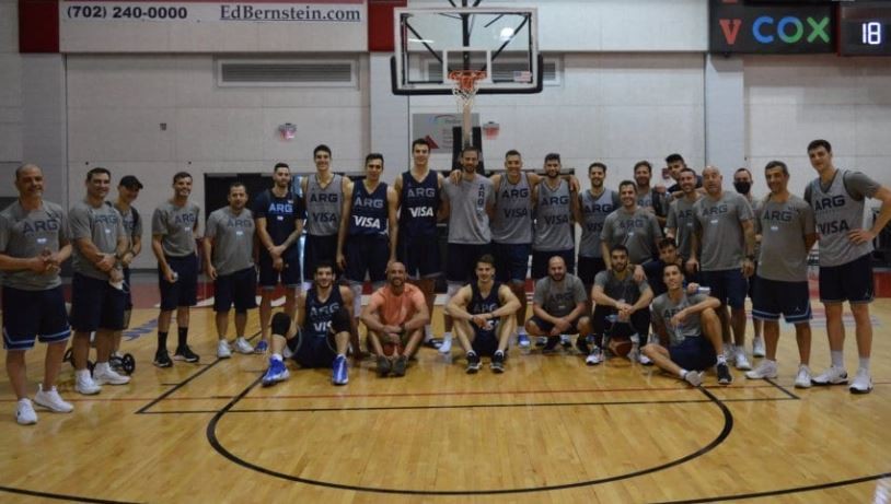 Ginóbili visitó a la Selección Argentina de básquet en Las Vegas | Deportes