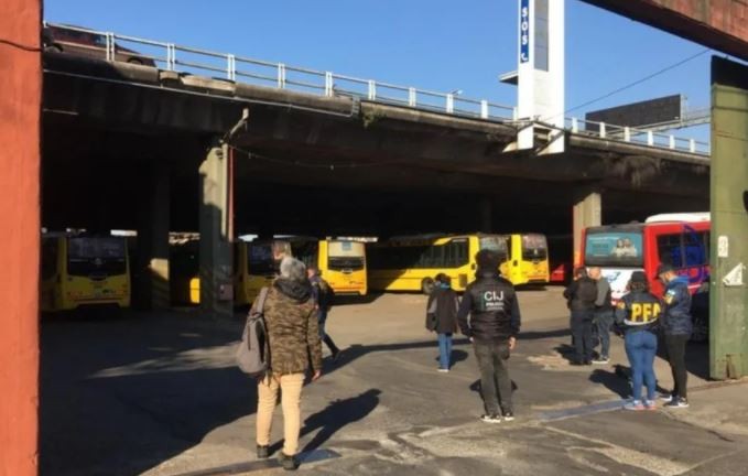 Clausuran una terminal de colectivos en el barrio porteño de Boedo e investigan su impacto ambiental | Información General