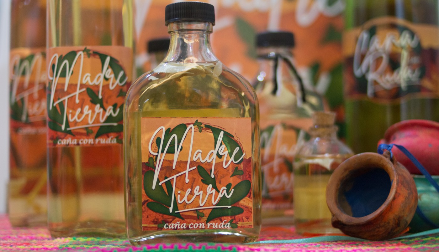 Emprendimientos locales ponen a la venta caña con ruda artesanal de producción propia | Economía y negocios