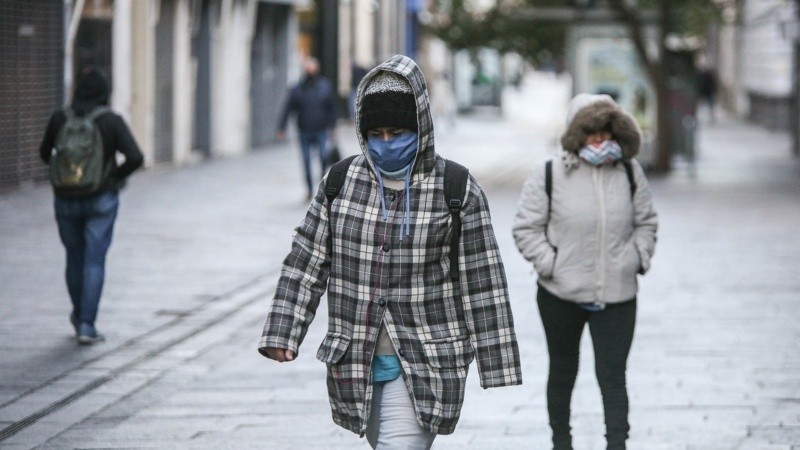 Advertencia por bajas temperaturas: hoy se empieza a sentir el frío intenso | Servicios