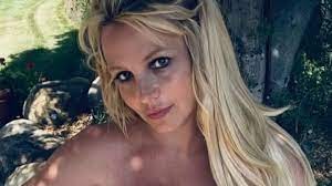 La foto en topless de Britney Spears con la que desafía la censura de Instagram y a su padre | Tecnología