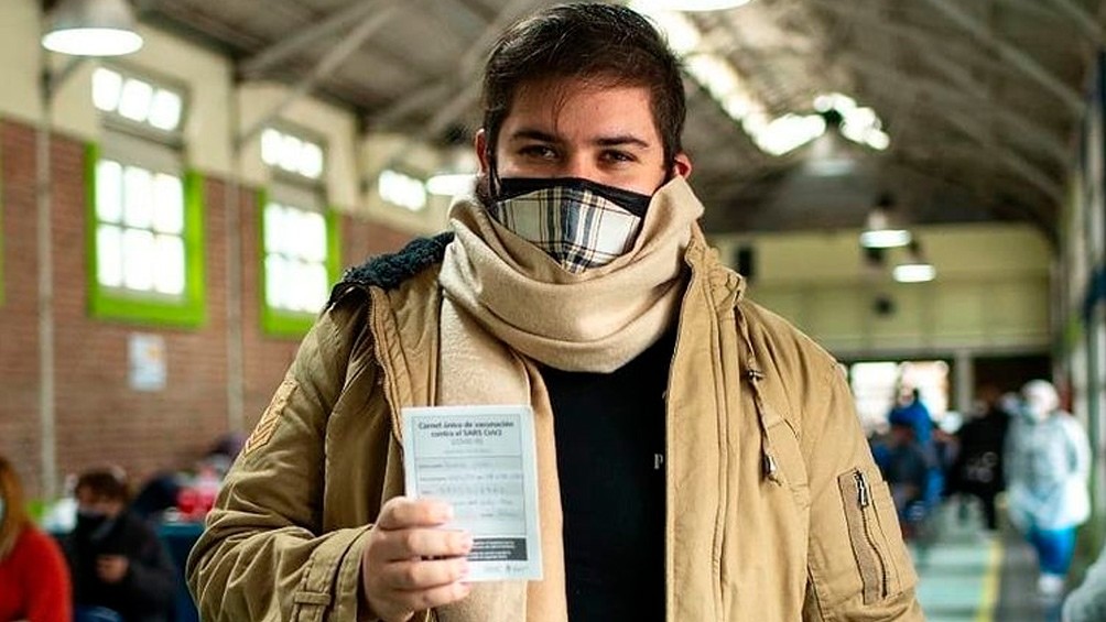 El 75,2% de la población a partir de 18 años inició su esquema de vacunación | Información General