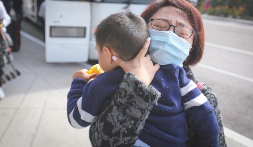 La variante delta irrumpió en EEUU y se ensañó con niños y adultos jóvenes no vacunados | Internacionales