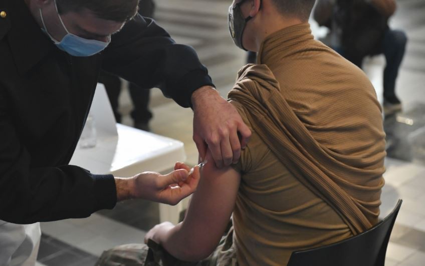 Cuál es el porcentaje de vacunación al que debería llegarse para lograr frenar a la variante Delta del Covid | Información General