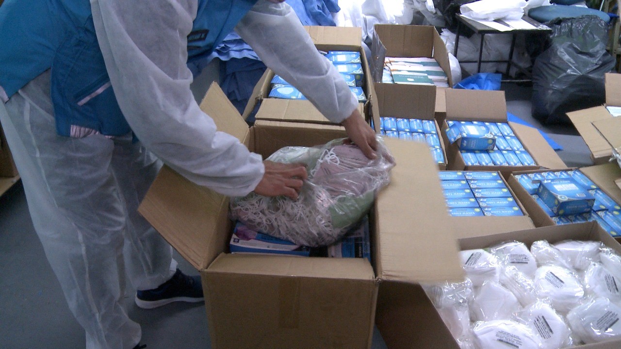 Ocho detenidos por producir y comercializar barbijos falsos | Información General