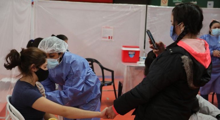 Implementan descuentos y promociones en consumos para jóvenes vacunados en Córdoba | Información General