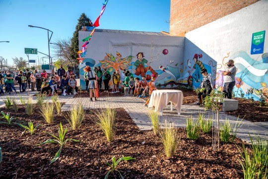 Otro baldío transformado: se habilitó una nueva Plaza de Bolsillo en la ciudad | Rosario y la región