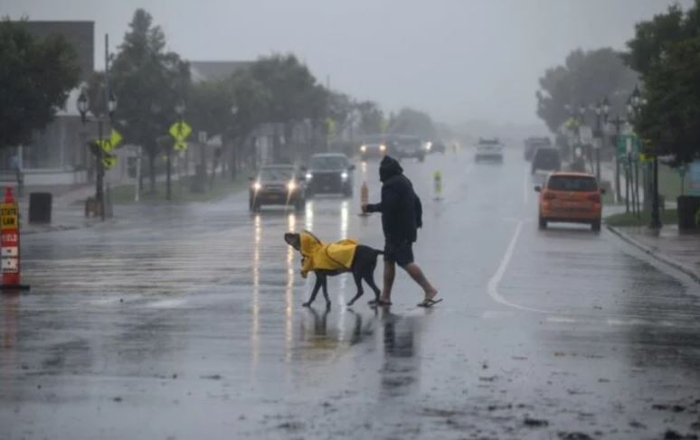La tormenta tropical Henri dejó a miles de estadounidenses sin electricidad | Internacionales