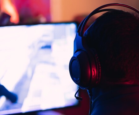 China limita a tres horas semanales los videojuegos onlne para menores | Tecnología