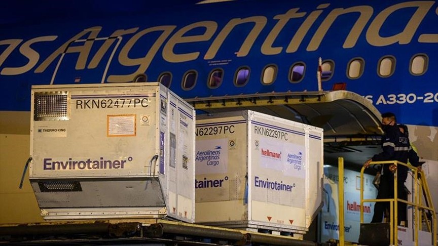 Llegó un cargamento de un millón y medio de Sinopharm y se espera otro embarque para esta noche | Información General