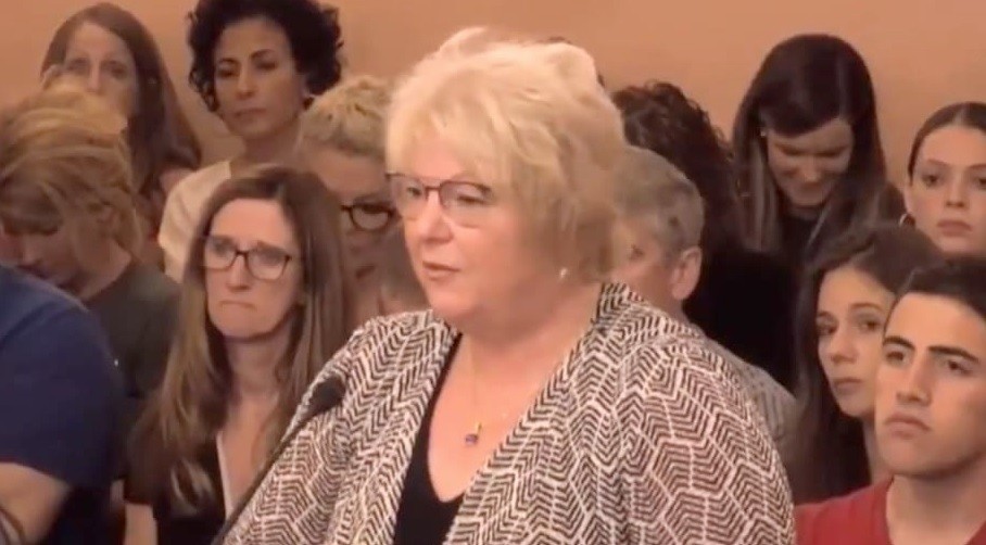 El negocio de una médica antivacunas en plena pandemia | Tecnología