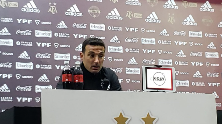 Scaloni: "Messi le está dejando un legado a los futbolistas de la Selección" | Deportes