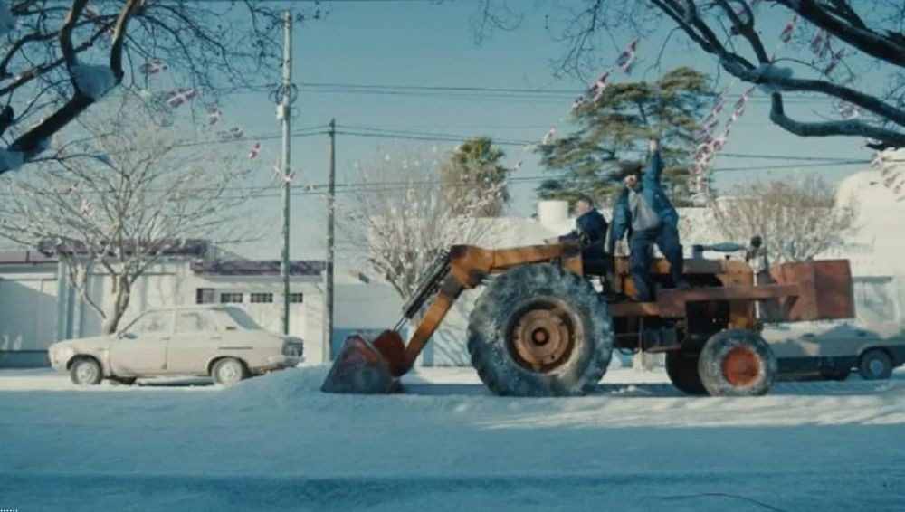 Por la filmación de una película, hubo "nieve" en una población cordobesa | Tecnología