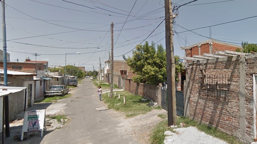 Se quiso sacar una foto con un arma, se le disparó y mató a un hombre | Información General