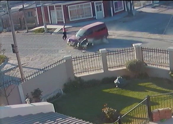 Iba en su moto y fue atropellada: en vez de ayudarla, un vecino le robó | Información General