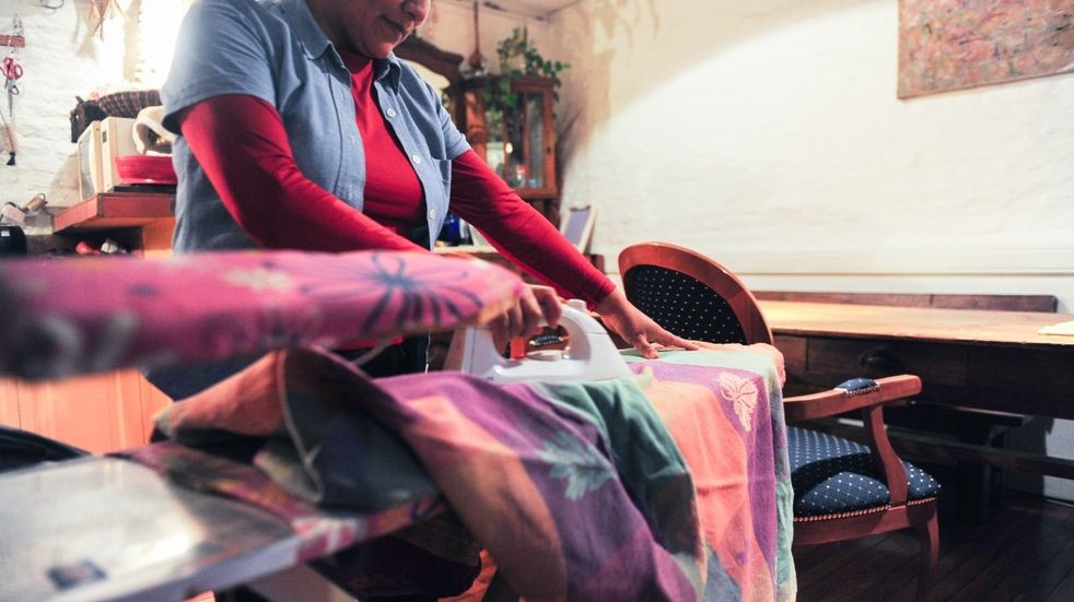 Plan Registradas: el plan del Gobierno para blanquear personal doméstico con subsidios | Economía y negocios