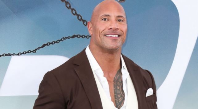 Dwayne "La Roca" Johnson sorprendió a una fan de 102 años con un tierno saludo de cumpleaños | Espectáculos