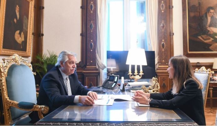 El Gobierno anunció un aumento para las asignaciones familiares que cobran dos millones de trabajadores | Economía y negocios