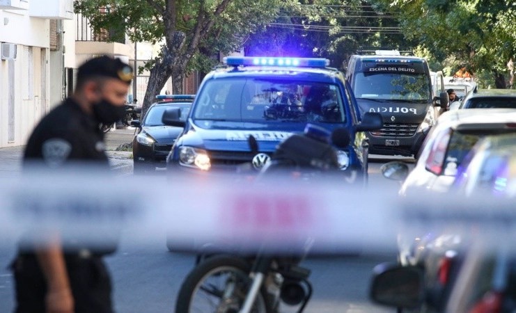 Una mujer está grave tras ser atacada a balazos | Rosario y la región