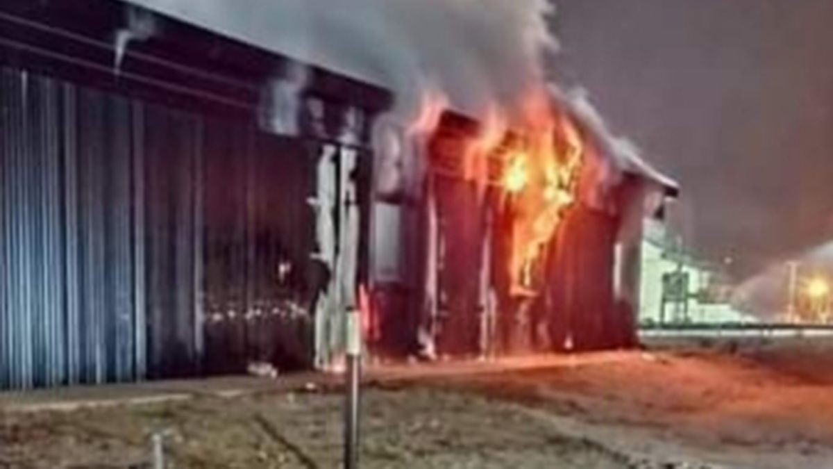 La Justicia Federal investigará los ataques incendiarios a sedes de Vialidad y Turismo en Río Negro | Información General