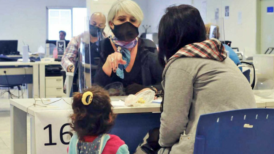 El Gobierno estableció un bono para las Asignaciones Familiares | Servicios