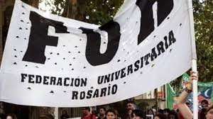 Estudiantes volvieron a movilizarse para pedir que vuelvan colectivos a la Siberia | Rosario y la región