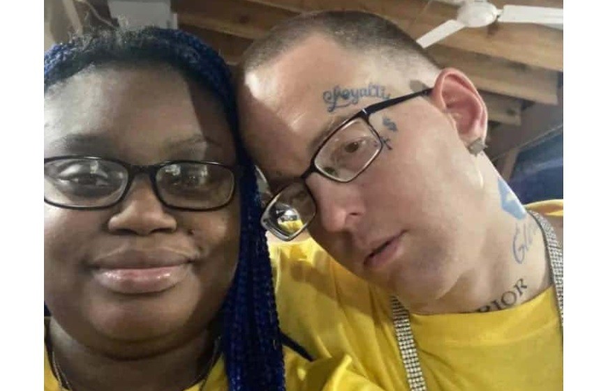 Nenes abandonados convivían hace un año con el cadáver de su hermano: detuvieron a la madre y al novio | Internacionales