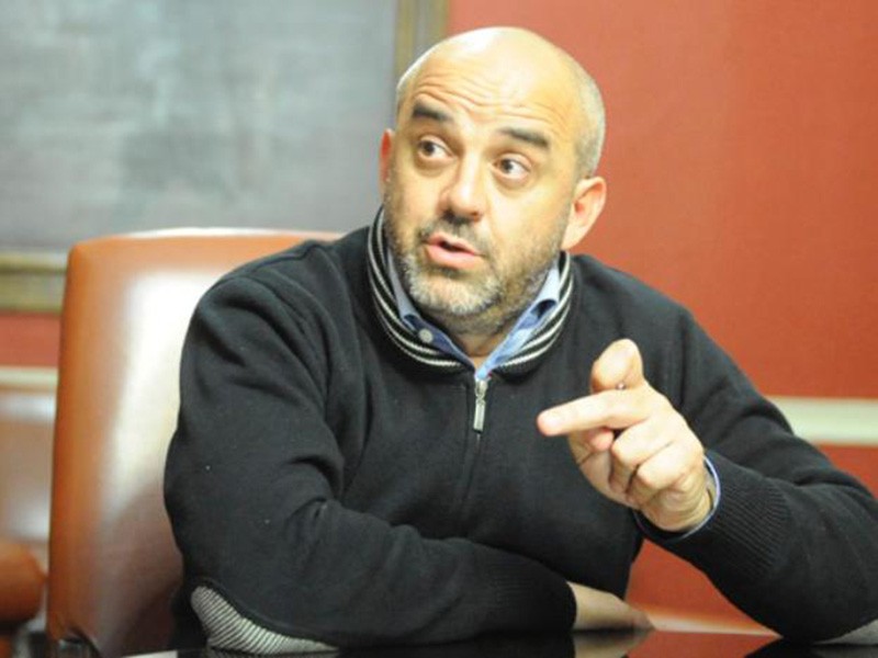 Palo Olvier: "Los fueros nunca estuvieron pensados para que un senador evada la justicia" | Política