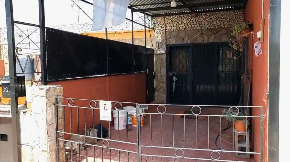 Brutal femicidio en San Justo: fue atacada en su casa con facas y una escopeta | Información General