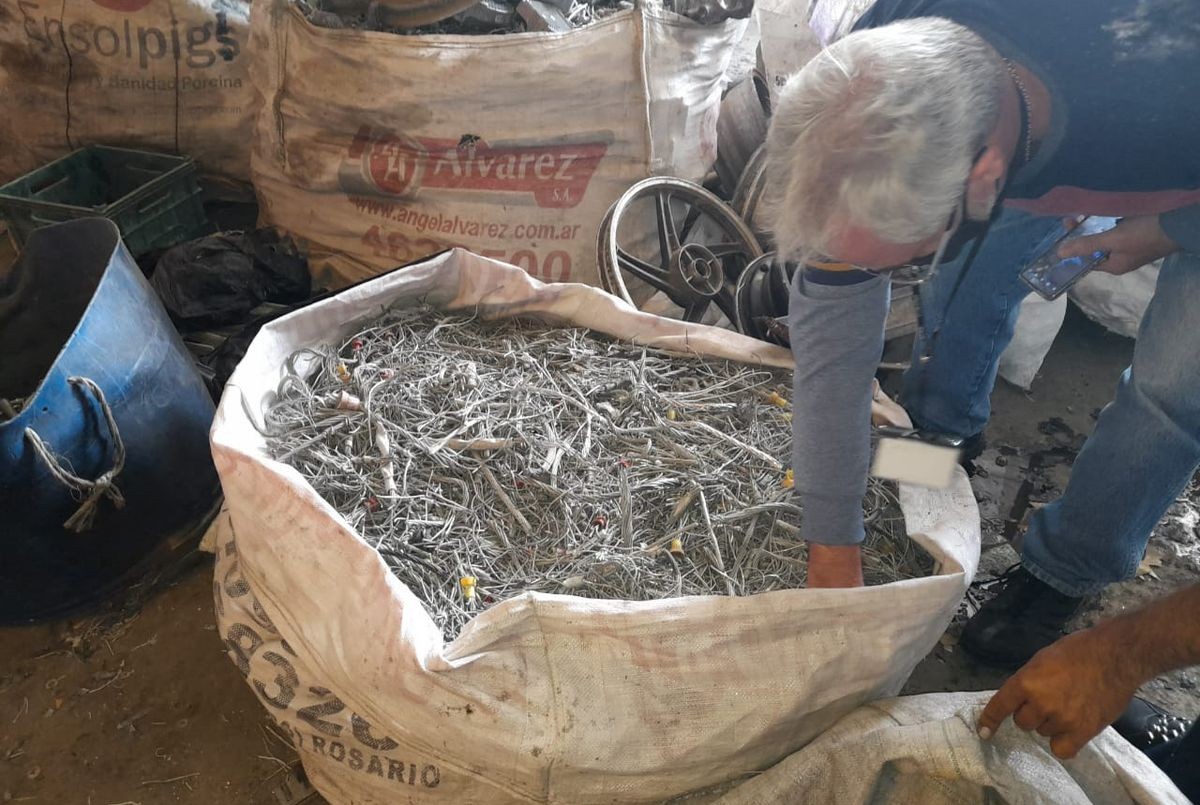 Clausuran chatarrería con 26 kilos de cable | Rosario y la región
