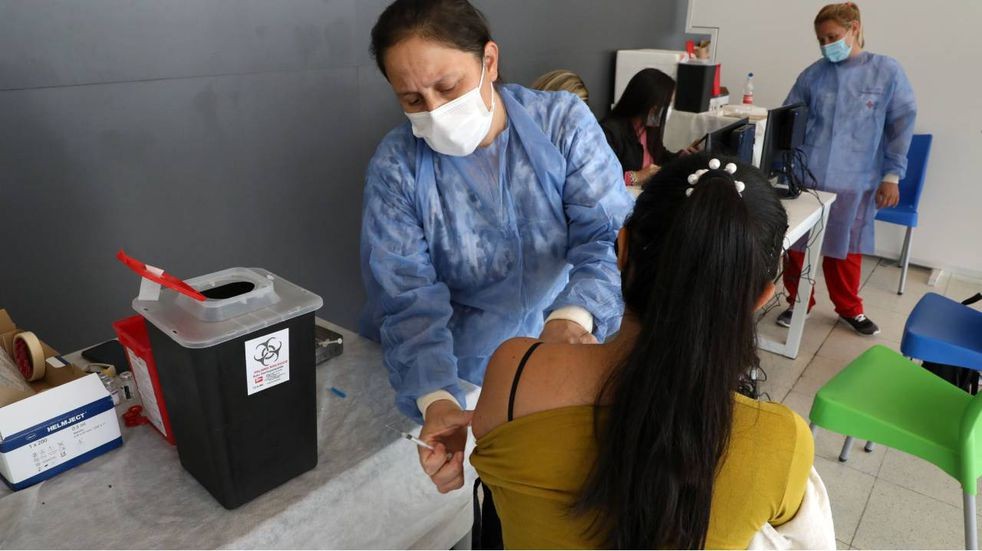 Vacuna COVID-19 en Santa Fe: cómo será el esquema este fin de semana | Rosario y la región