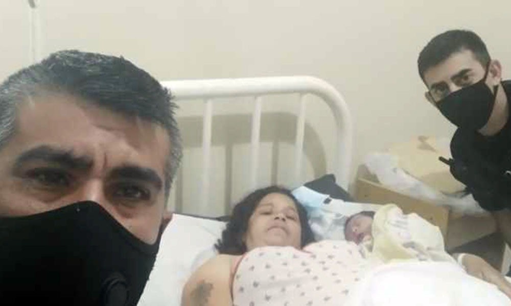 Policías parteros: asistieron a madre que dio a luz en un monte de Baigorria | Rosario y la región