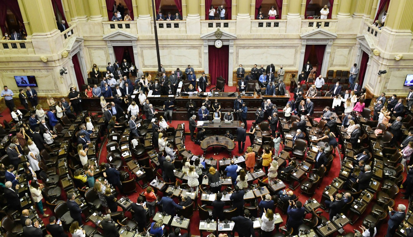 Juraron los 137 diputados electos: Massa sigue como presidente de la Cámara baja | Política