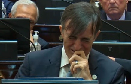 Video: el emotivo discurso de Esteban Bullrich tras dejar su banca en el Senado | Política