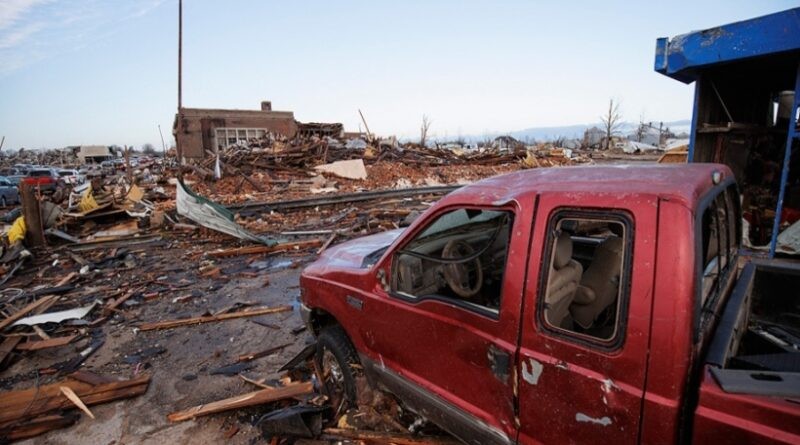 Estados Unidos: Ya son 94 los muertos que dejaron los tornados mientras hay decenas de desaparecidos | Internacionales