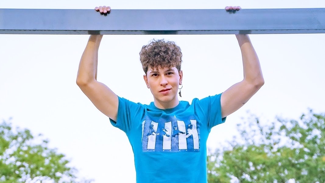 Ataque homofóbico: le quebraron una pierna a un bailarín | Información General