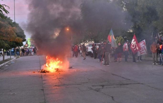 Chubut: Incidentes luego de la sanción de la ley de megaminería en la meseta central | Información General